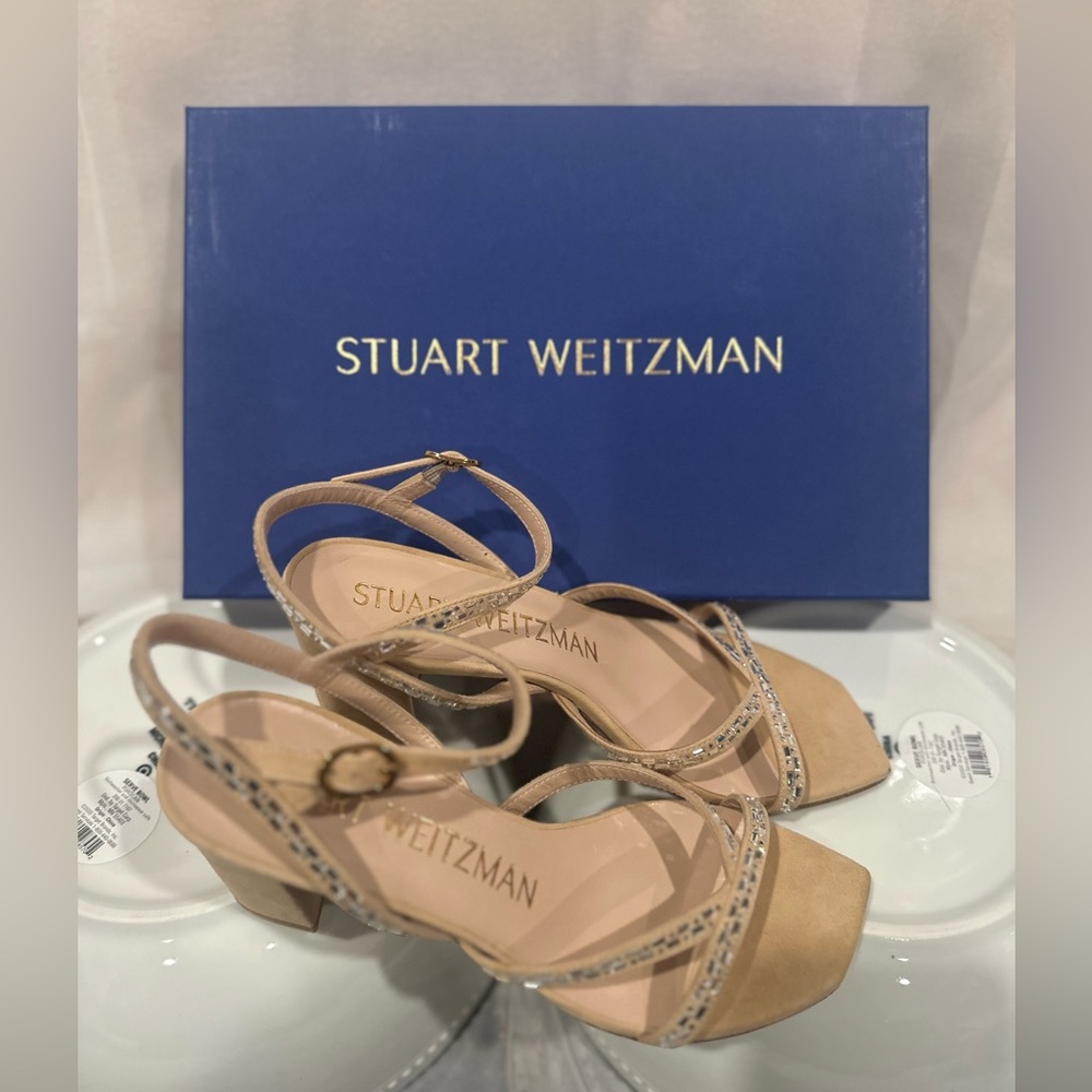 Stuart Weitzman - Picture 1 of 6